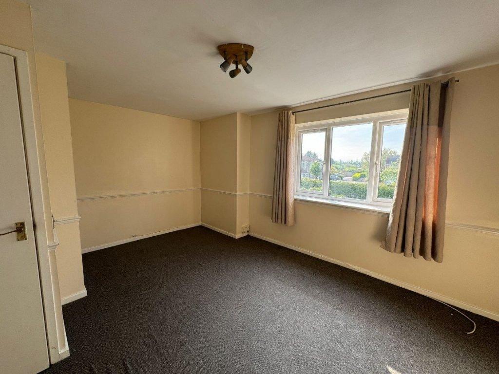 Swindon - 2 bedroom flat to rent