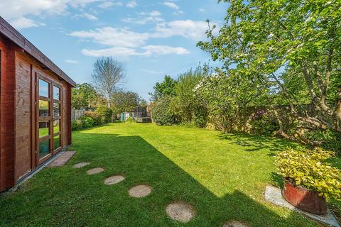 68 Queensway, Cranleigh, GU6 7JH