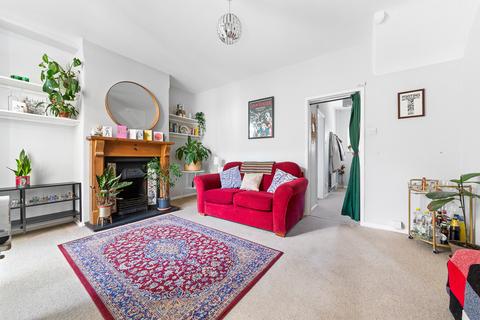 2 bedroom terraced house for sale, Lessingham Avenue, Tooting