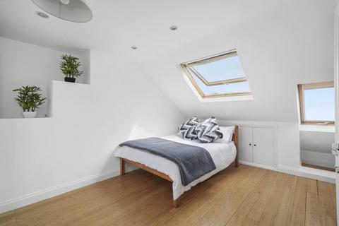 undefined, Cleveley Crescent, London W5