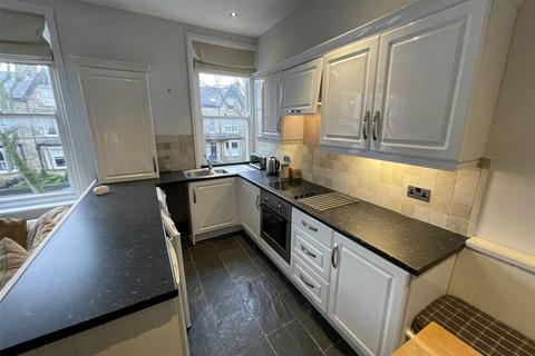 2 bedroom apartment for sale, West End Avenue, Harrogate, North Yorkshire, HG2