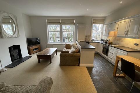 2 bedroom apartment for sale, West End Avenue, Harrogate, North Yorkshire, HG2