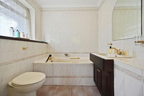 17a The Highway, Sutton, SM2 5QT
