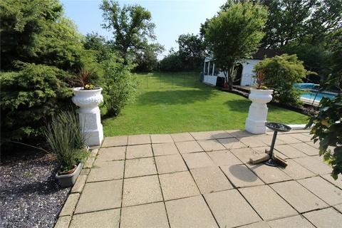 5 bedroom detached house for sale, Canewdon View Road, Rochford, Essex, SS4