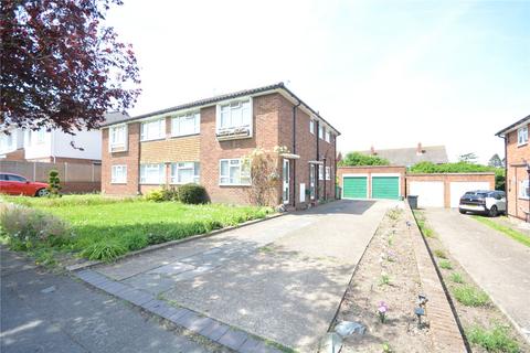 2 bedroom maisonette to rent, Andrews Close, Surrey KT17