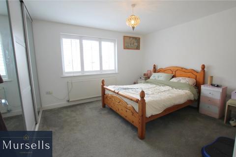 6 Carters Avenue, Poole, BH15 4JU