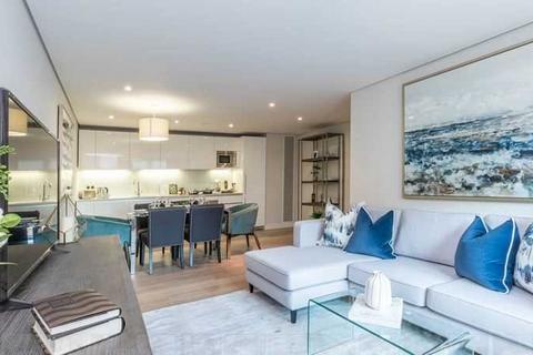 3 bedroom apartment to rent, London W2