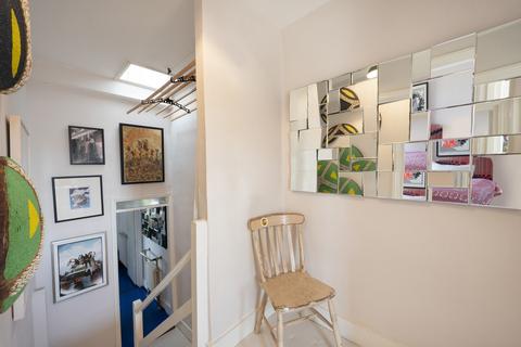 1 bedroom flat for sale, Crystal Palace Road,  London, SE22