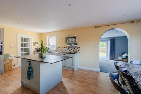 4 Four Ways Drive, Chulmleigh, EX18 7AZ