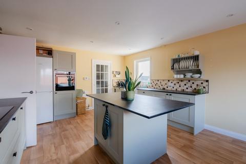 4 Four Ways Drive, Chulmleigh, EX18 7AZ