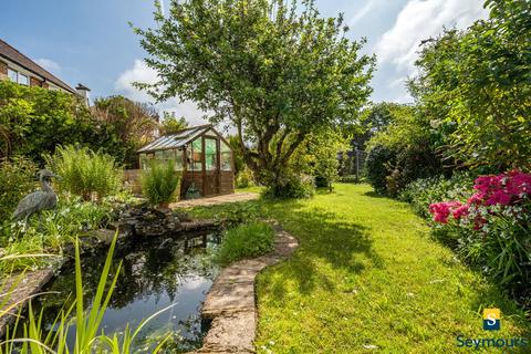 3 bedroom bungalow for sale, New Road, Guildford GU5