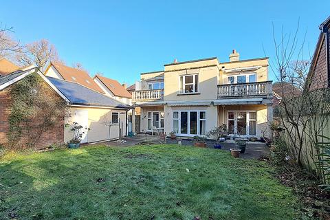 4 bedroom detached house for sale, 6 The Ostlers Hordle Lymington SO41 0FT