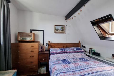 1 Wellington Terrace, Bristol, BS8 4LE