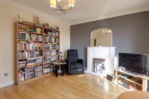 2 bedroom flat for sale, Chestnut Place, Southam, Warwickshire, CV47