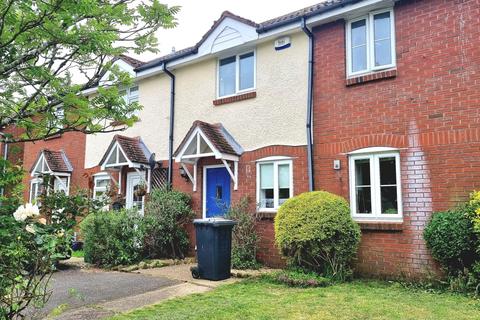 2 bedroom terraced house to rent, Stonechat Close Petersfield GU31