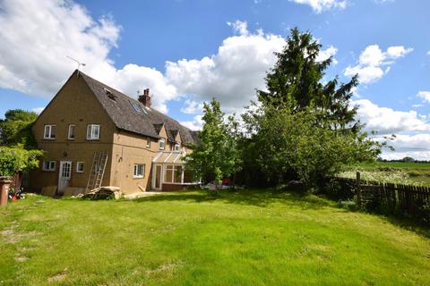 4 bedroom semi-detached house for sale, Gregory Estate, Watlington