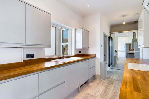 2 bedroom apartment for sale, Priory Road, St Marychurch