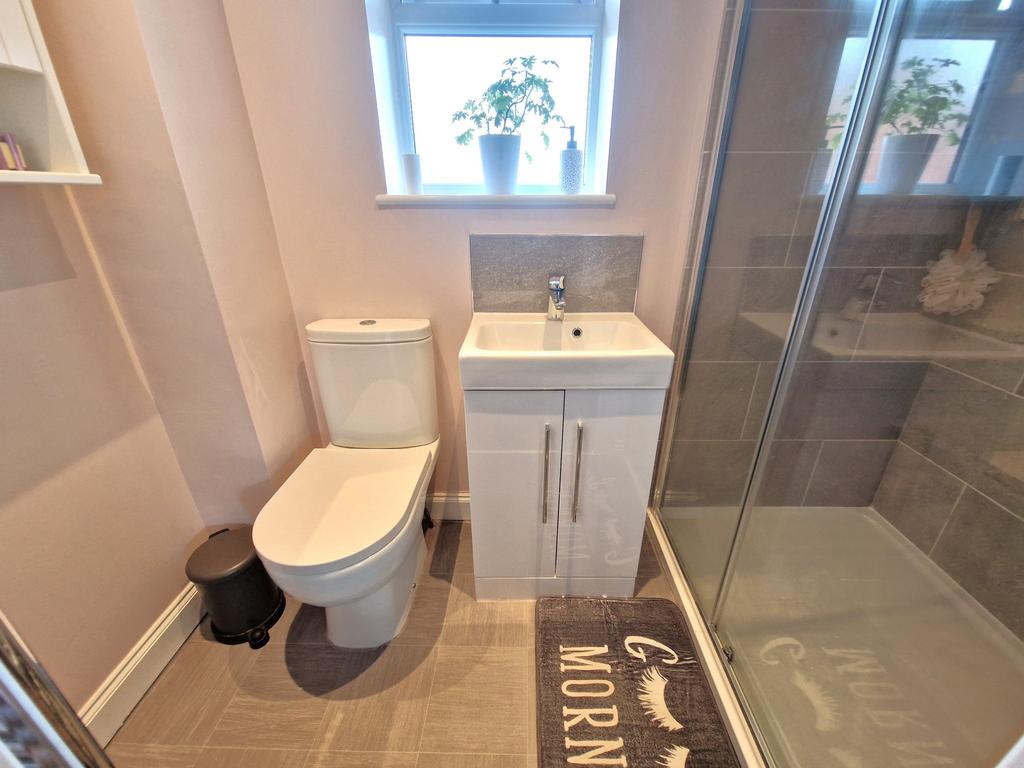Ensuite Shower Room