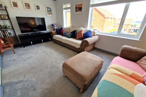 41 Berkshire Drive, Exeter, EX4 1NE