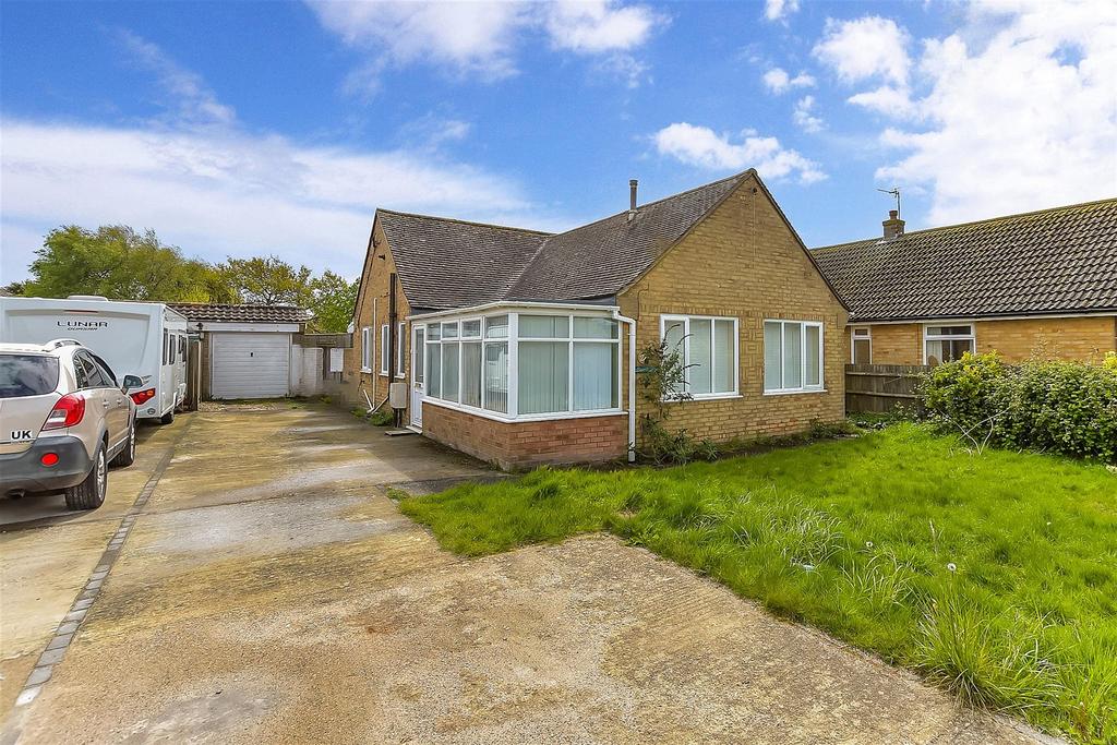 Alfred Road, Greatstone, New Romney, Kent 2 bed detached bungalow for