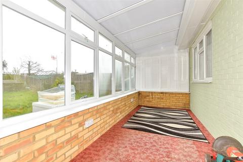 24 Alfred Road, Greatstone, New Romney, TN28 8SJ