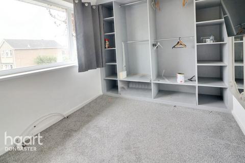 312 Goodison Boulevard, Cantley, Doncaster, DN4 6RT