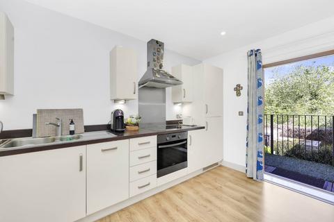 2 bedroom flat for sale, 4 Royal House, Church Road, Leyton, E10