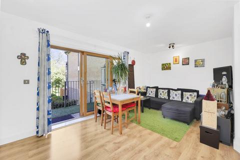 2 bedroom flat for sale, 4 Royal House, Church Road, Leyton, E10