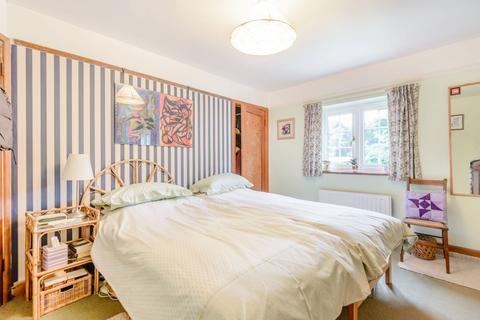 Blounce Cottage Blounce, South Warnborough, Hook, RG29 1RX