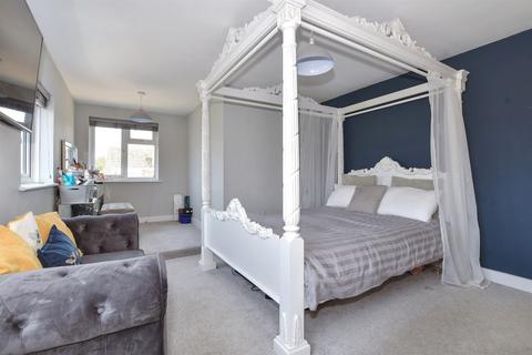 4 bedroom semi-detached house for sale, Lewis Court Drive, Boughton Monchelsea, Maidstone, Kent
