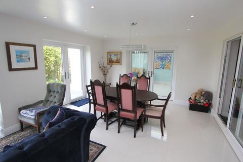 Rivendell Broughton Road, Wick, Cowbridge, CF71 7QH