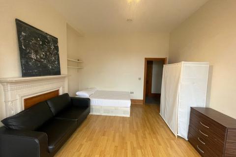 House share to rent, Elgin Avenue, London W9