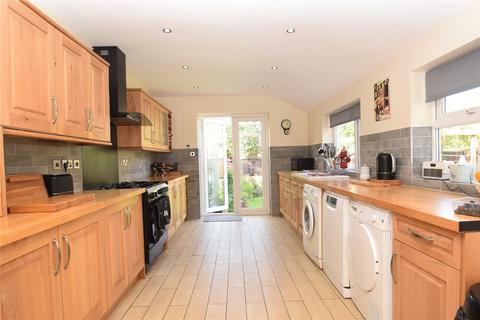 4 bedroom end of terrace house for sale, Westbourne Park, Scarborough, North Yorkshire, YO12