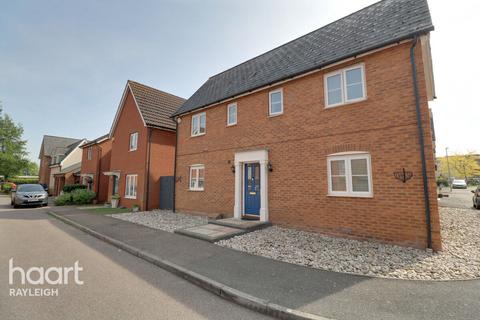 4 bedroom detached house for sale, Temple Way, Rayleigh