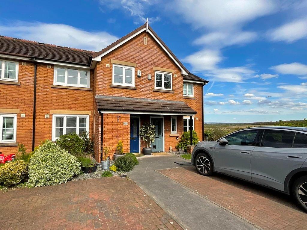 The Mallards, Southport PR9 3 bed terraced house for sale £180,000