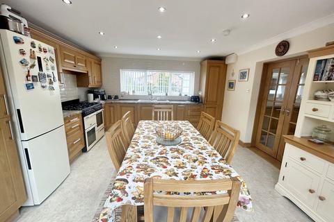 3 bedroom bungalow for sale, Abbots Way, North Shields, Tyne and Wear, NE29 8LX