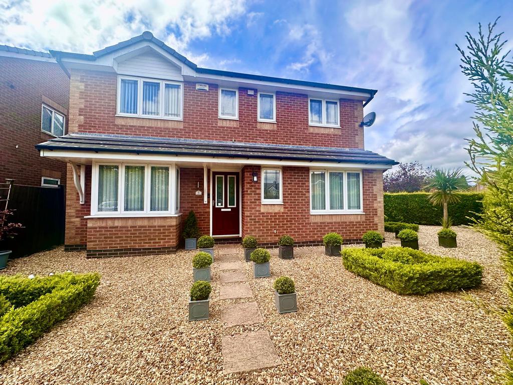Kemp Road, Coalville, LE67 4 bed detached house for sale £300,000