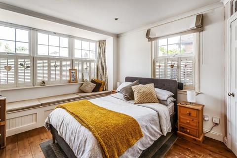2 bedroom semi-detached house for sale, London Road, Riverhead, Sevenoaks, TN13