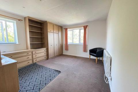 Studio for sale, Goldfinch Road, London SE28