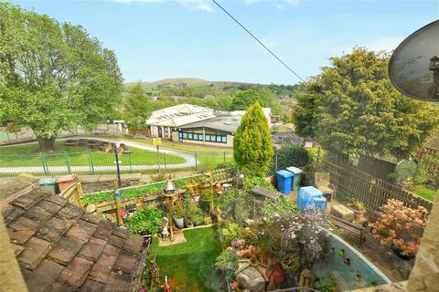 33 Hall Fold, Whitworth, Rochdale, OL12 8TT