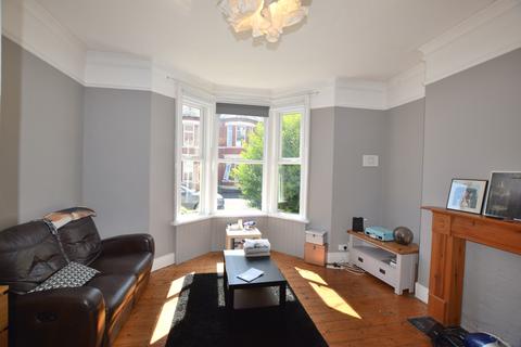 2 bedroom apartment to rent, Devonshire Place, Jesmond NE2