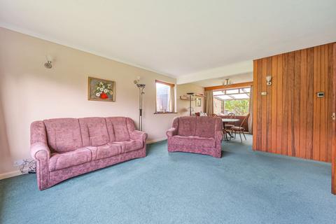 88 Bracken Path, Epsom, KT18 7SZ