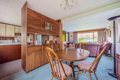 88 Bracken Path, Epsom, KT18 7SZ