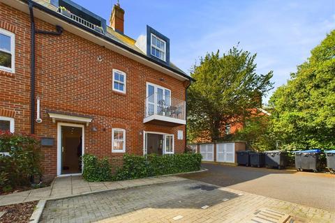 2 bedroom flat for sale, Irene House Parkfield Road, Worthing, BN13