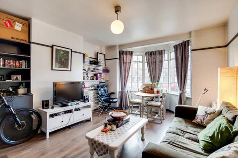 2 bedroom flat for sale, Wavertree Court, Streatham Hill, London, SW2