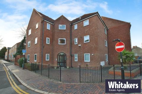 1 bedroom apartment to rent, Lawson Court, High Street, Hull, HU1