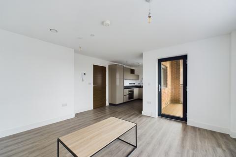 2 bedroom flat to rent, Hurst Street, Liverpool L1