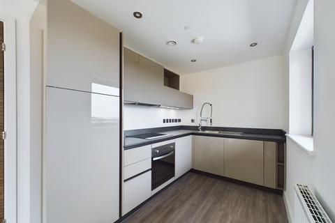 2 bedroom flat to rent, Hurst Street, Liverpool L1