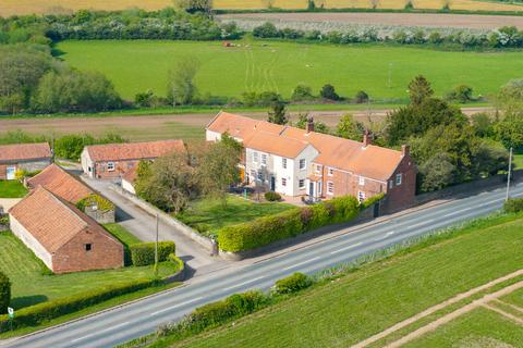 7 bedroom detached house for sale, Limestone Hill Farmhouse, Limestone Hill, South Yorkshire