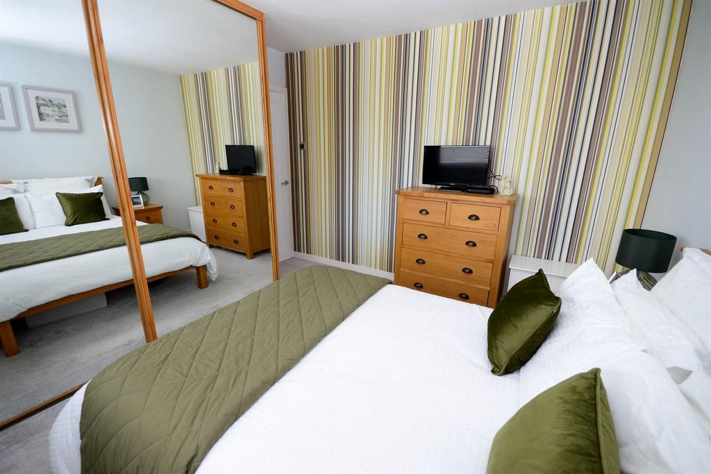 Rear Bedroom